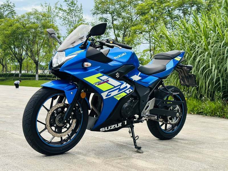 二手豪爵铃木GSX250R