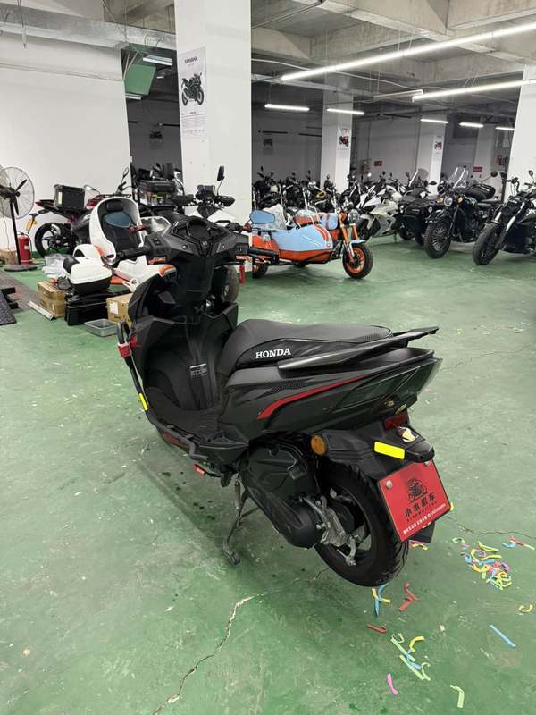 二手新大洲本田裂行 RX125Fi