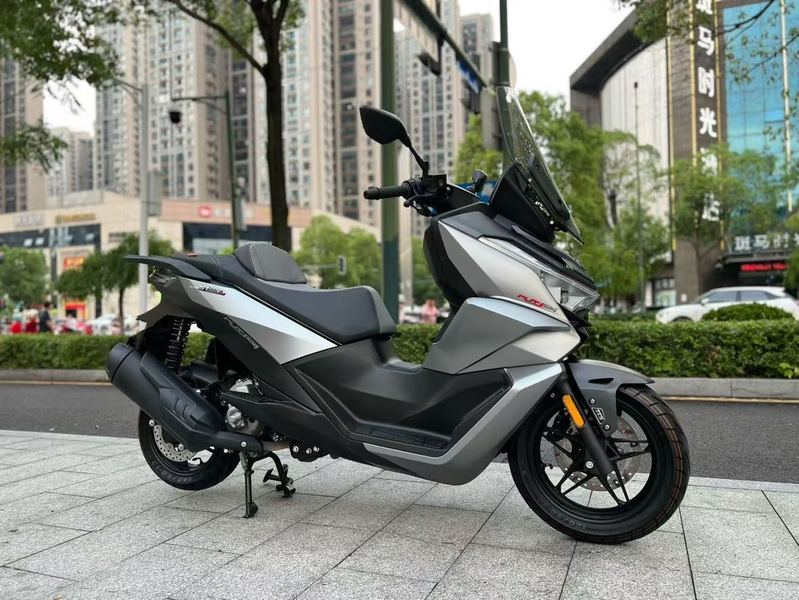 二手无极SR250GT