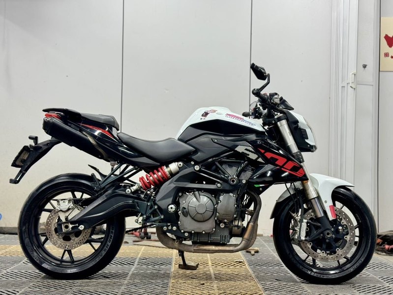 二手贝纳利TNT600i