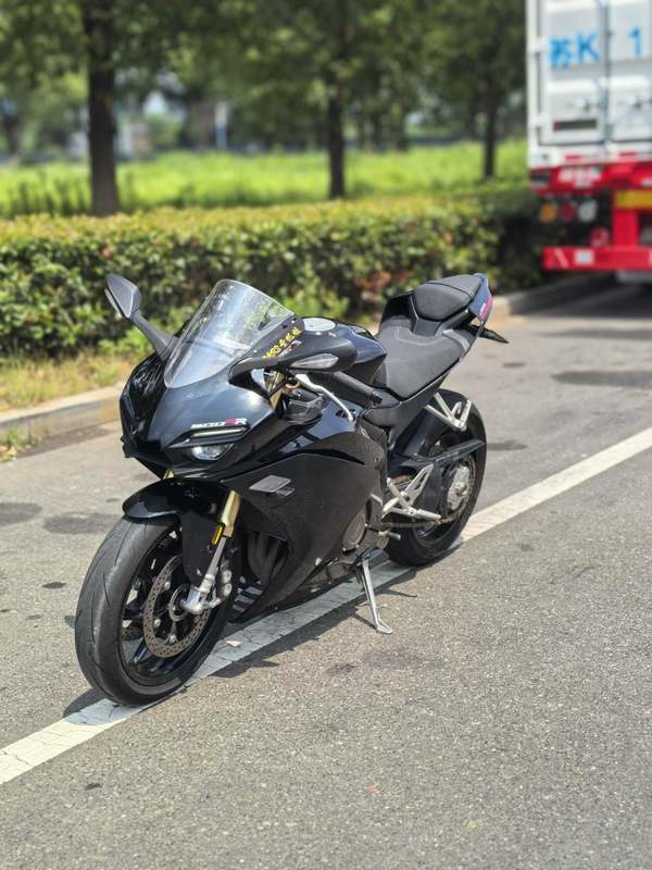 二手张雪机车500RR