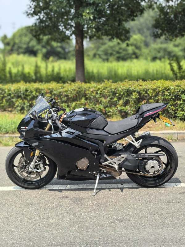 二手张雪机车500RR