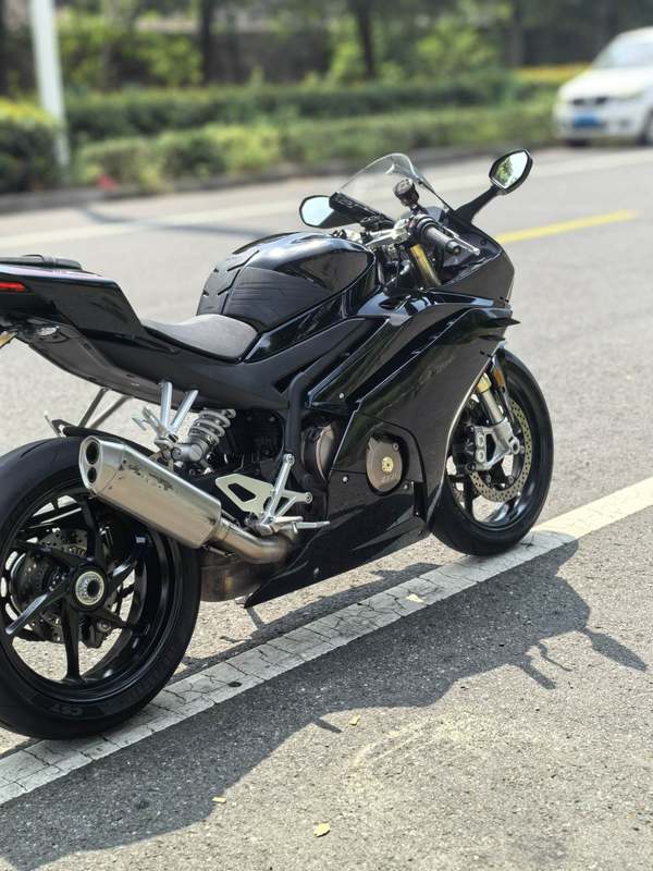 二手张雪机车500RR