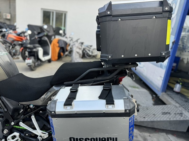二手贝纳利金鹏 TRK502