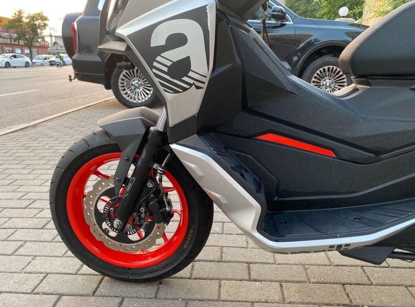 二手阿普利亚SR GT 200