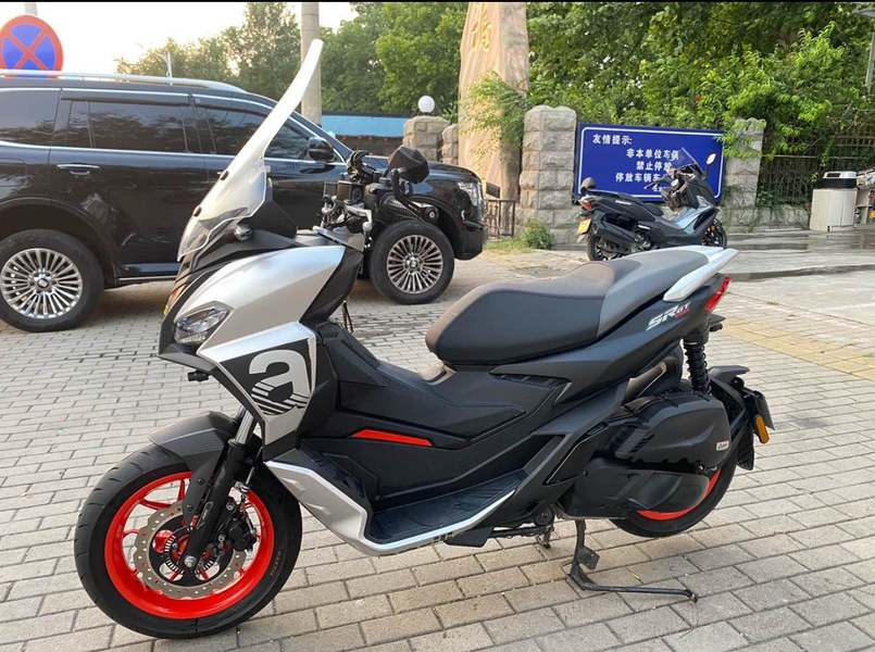 二手阿普利亚SR GT 200