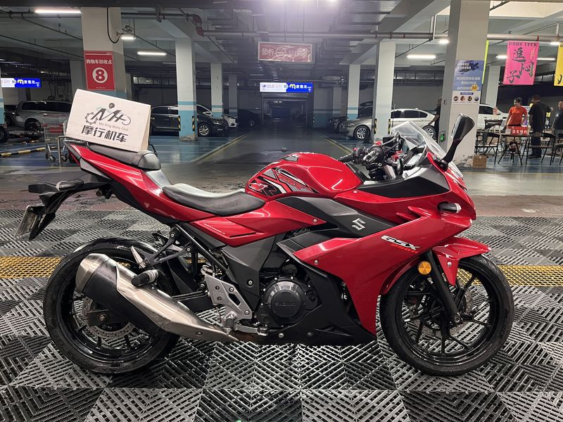 二手豪爵铃木GSX250R