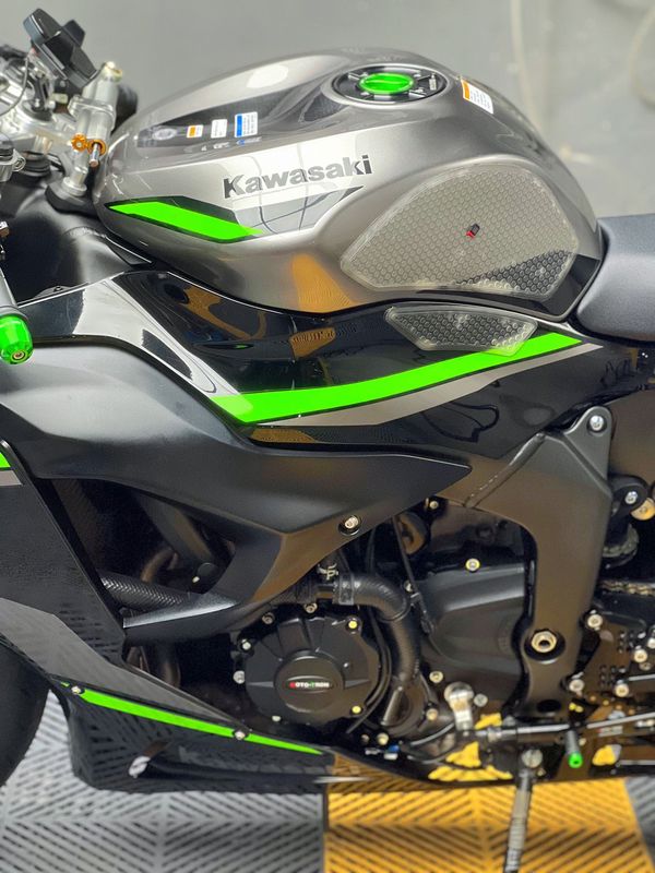 二手川崎Ninja ZX-6R 