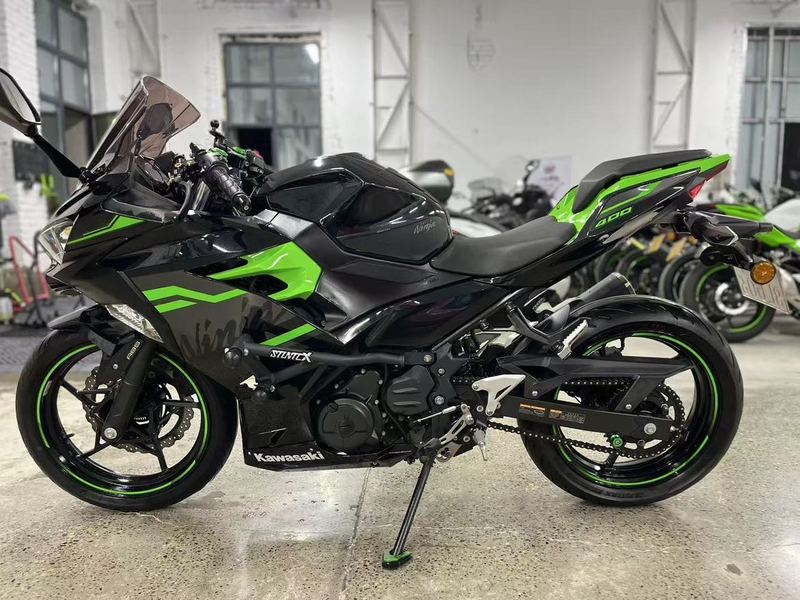 二手川崎Ninja 400