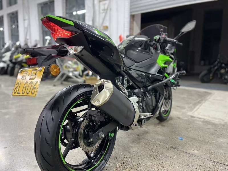 二手川崎Ninja 400