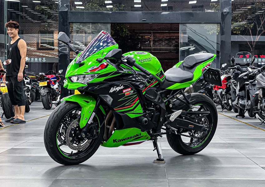 二手川崎ZX-4R