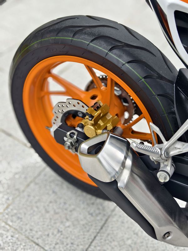 二手五羊本田CB190R 暴锋眼