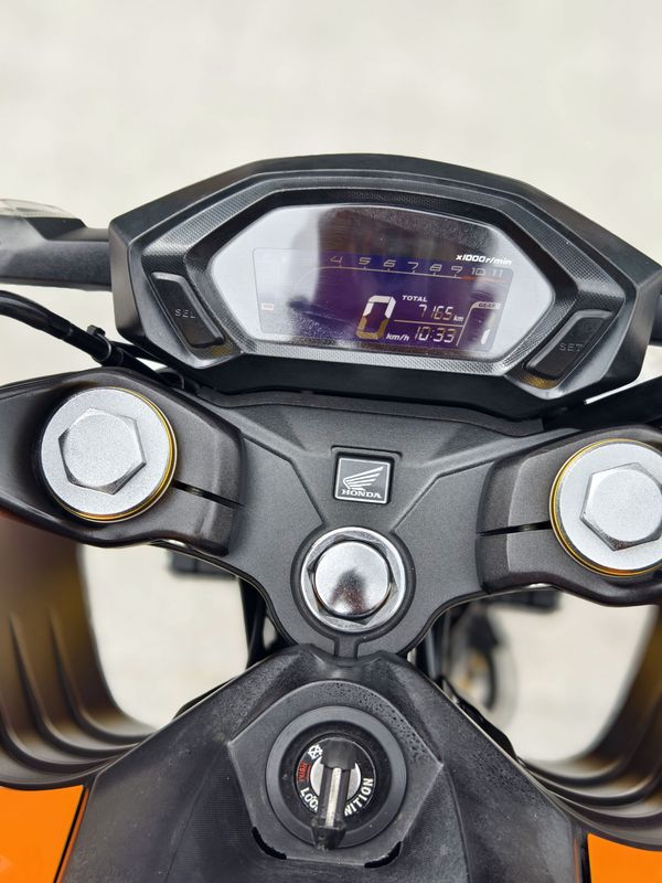 二手五羊本田CB190R 暴锋眼