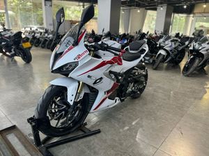 二手QJMOTOR赛250