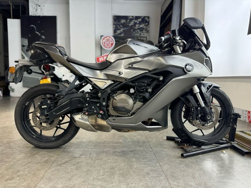二手QJMOTOR赛350