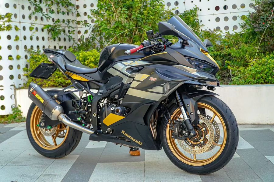 二手川崎ZX-4R