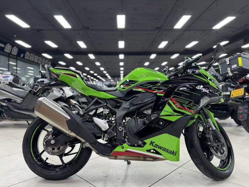 二手川崎ZX-4R