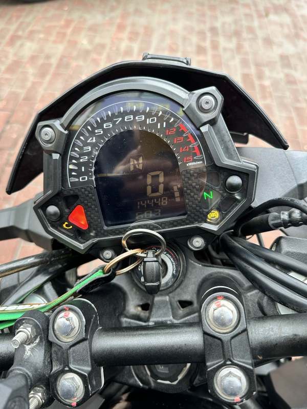 二手川崎Z400