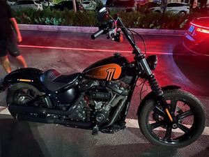 二手哈雷戴维森街霸 Street Bob