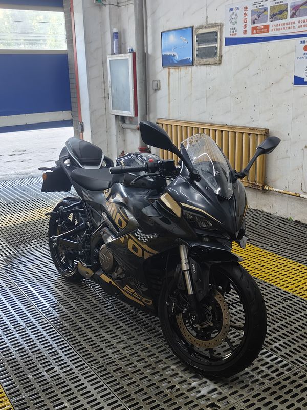二手QJMOTOR赛250