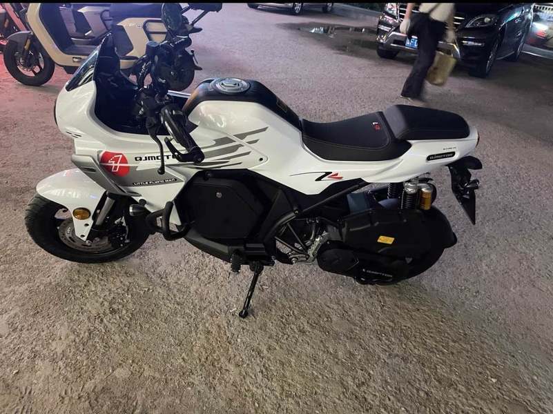 二手QJMOTOR小飞侠