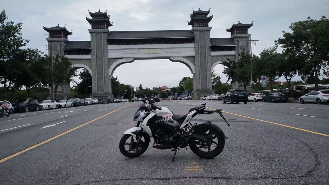 二手贝纳利小迅龙 BN150S