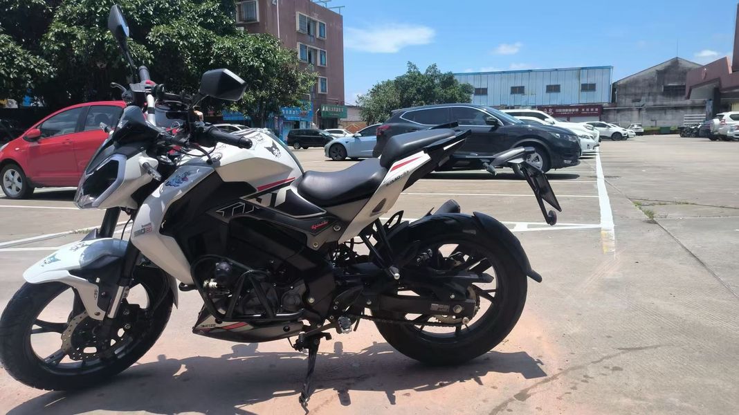 二手贝纳利小迅龙 BN150S