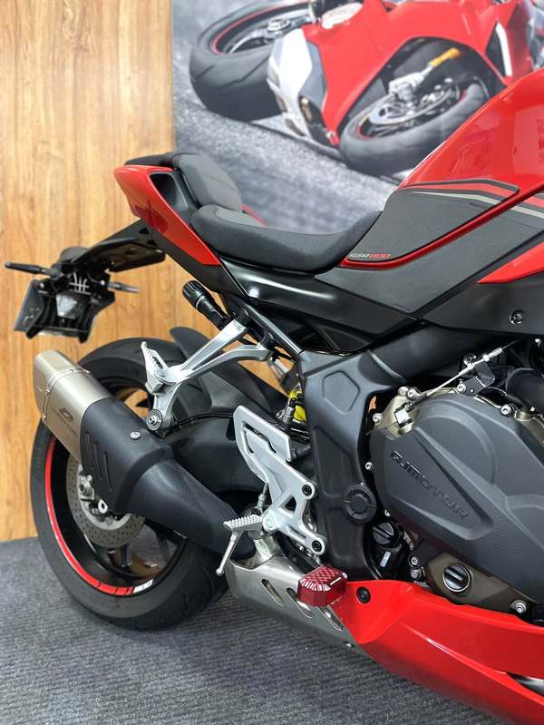 二手QJMOTOR赛800