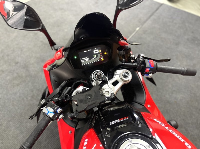 二手QJMOTOR赛800