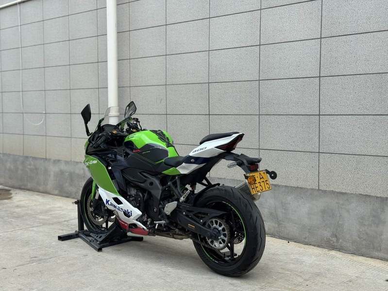 二手川崎ZX-4R
