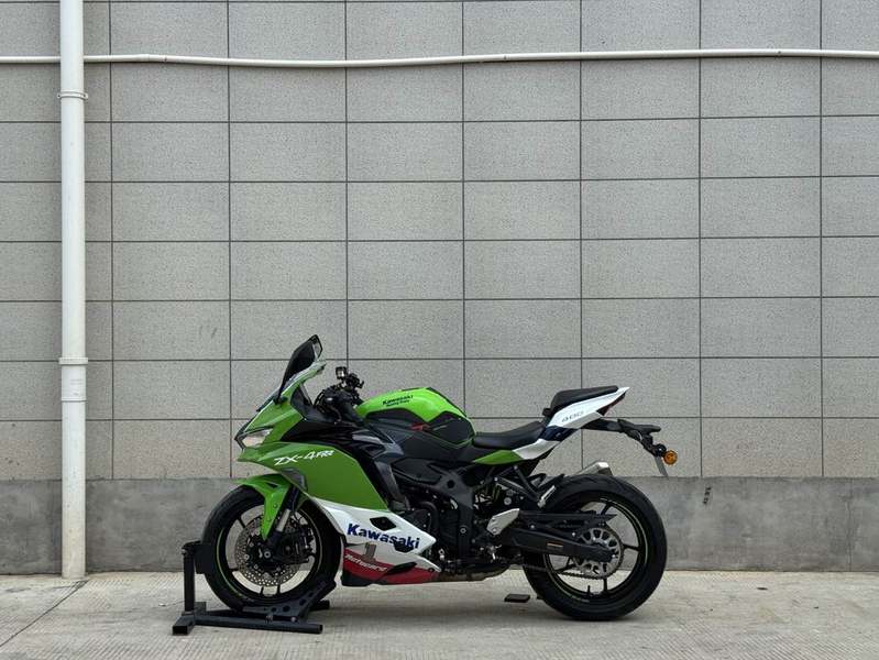 二手川崎ZX-4R