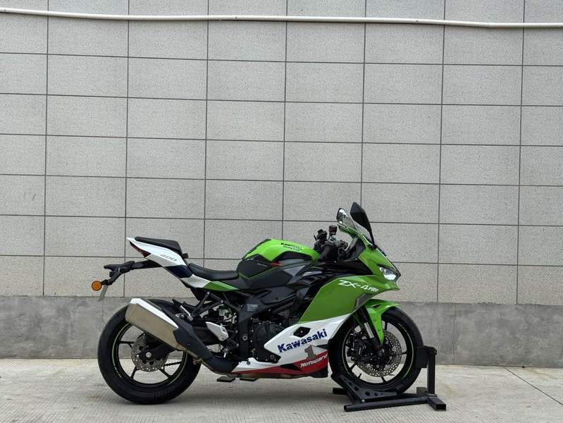 二手川崎ZX-4R