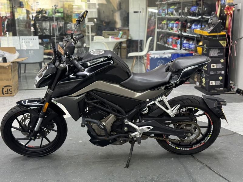 二手春风250NK