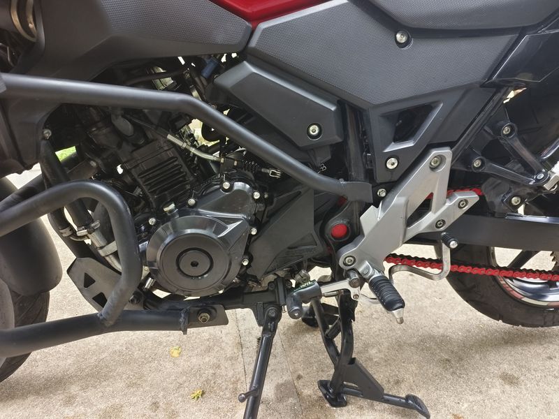 二手豪爵铃木DL250