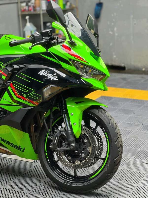 二手川崎ZX-4R