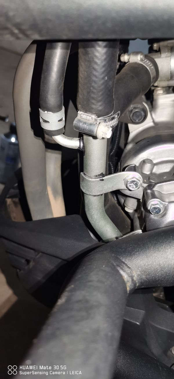二手豪爵铃木骊驰 GW250