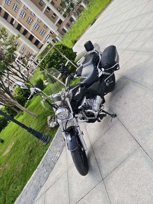 二手豪爵GZS150