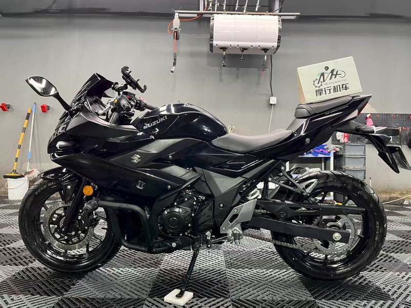 二手豪爵铃木GSX250R