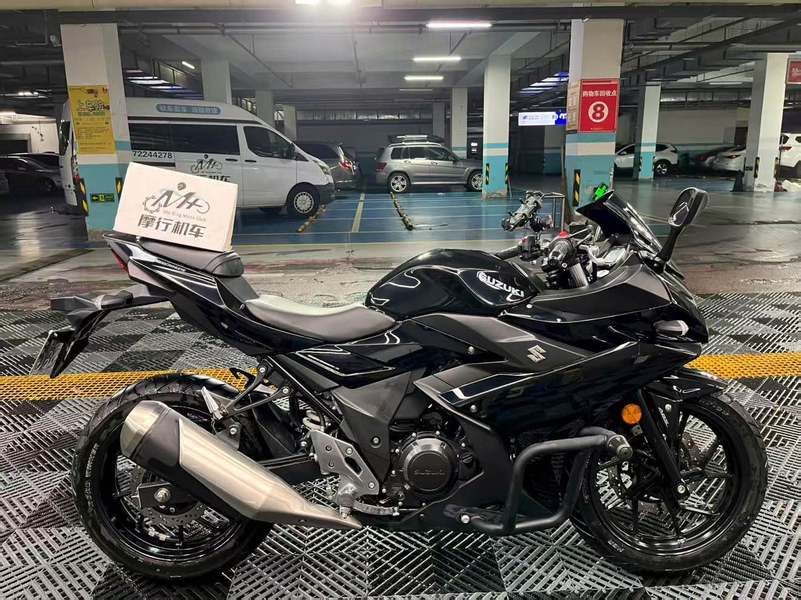 二手豪爵铃木GSX250R