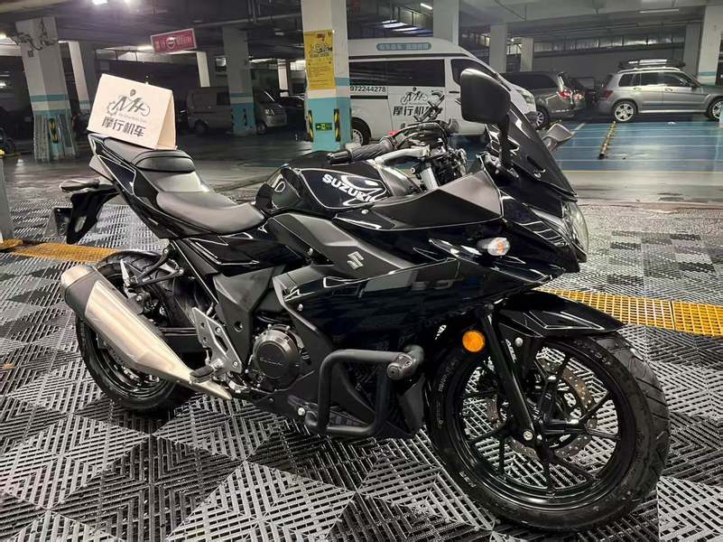 二手豪爵铃木GSX250R