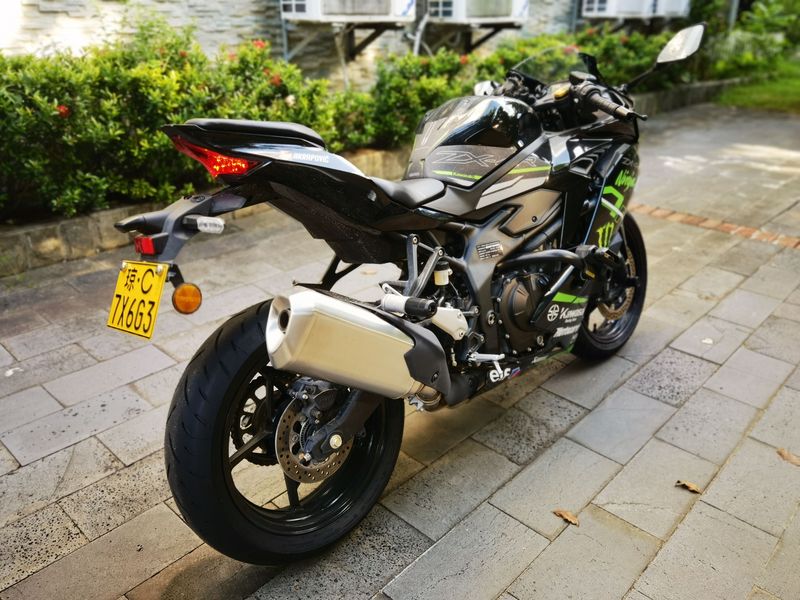 二手川崎ZX-4R