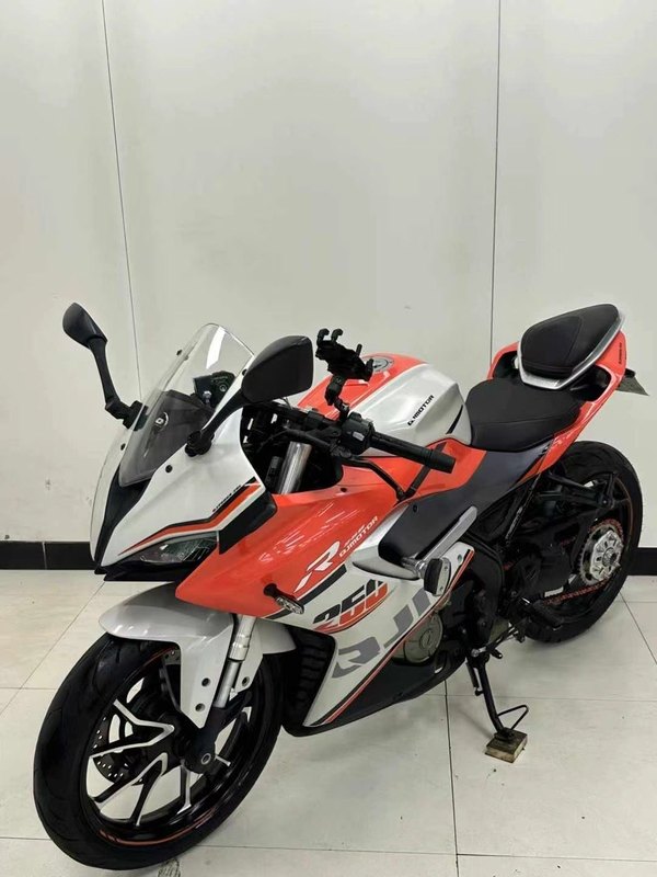 二手QJMOTOR赛250