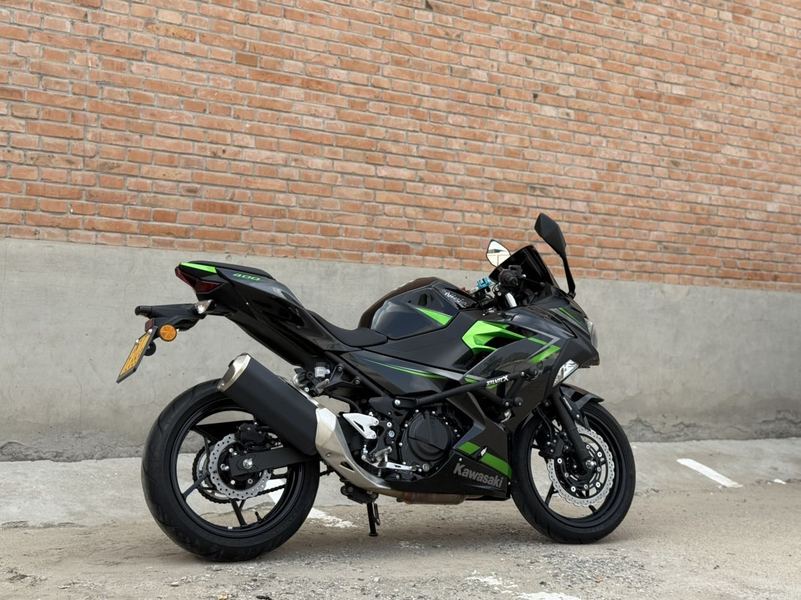 二手川崎Ninja 400