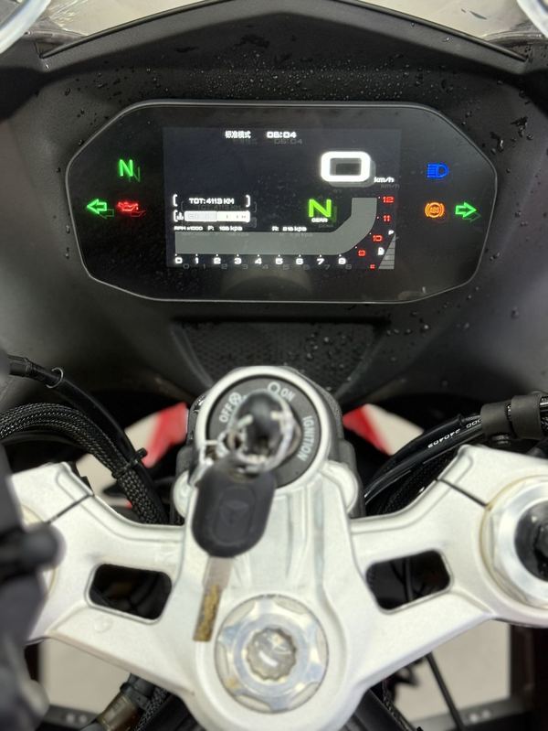 二手QJMOTOR赛800
