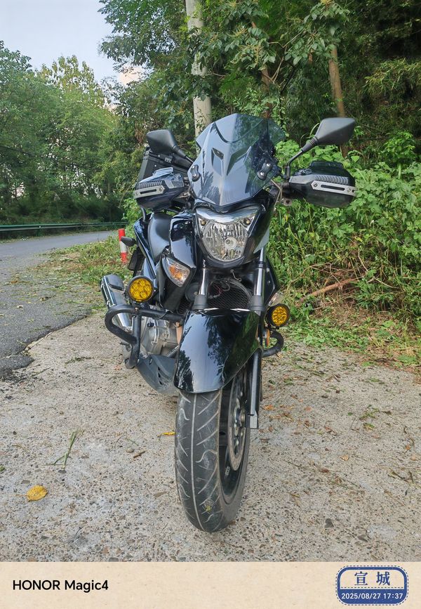 二手豪爵铃木骊驰 GW250