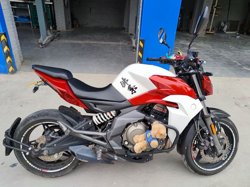 二手春风650NK