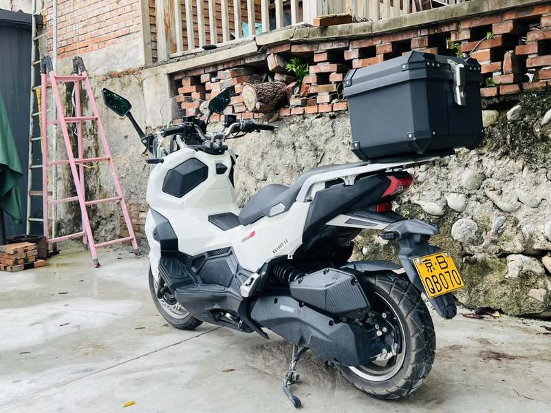 二手三阳哈士奇 Husky ADV150