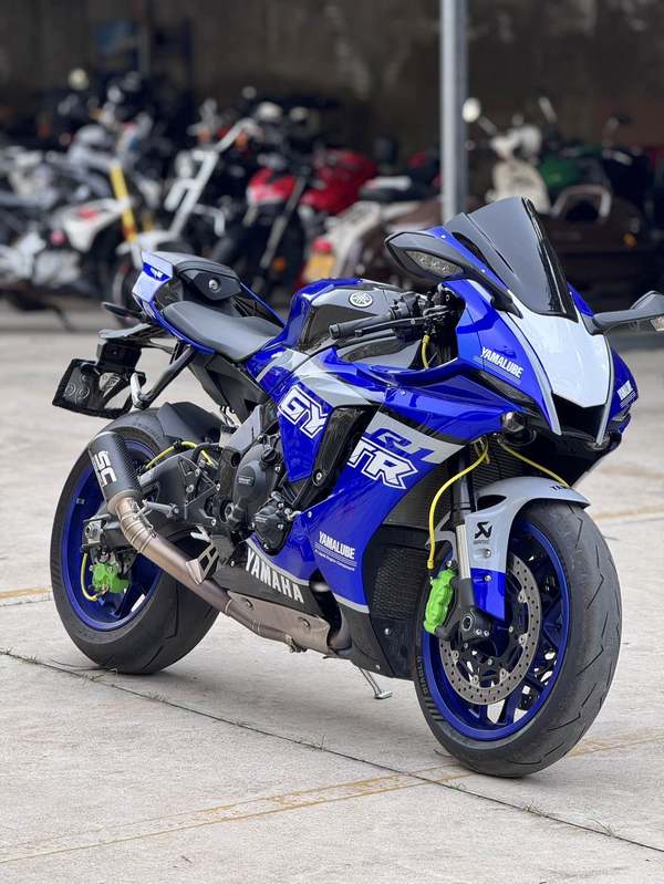 二手雅马哈YZF-R1