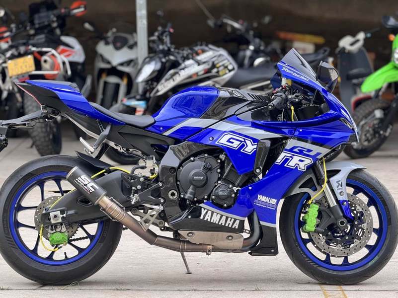 二手雅马哈YZF-R1