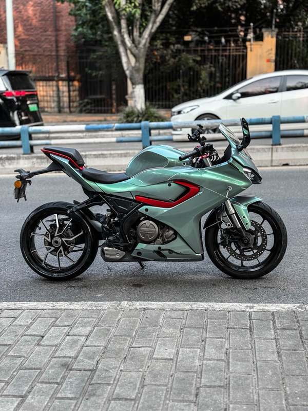 二手QJMOTOR赛250